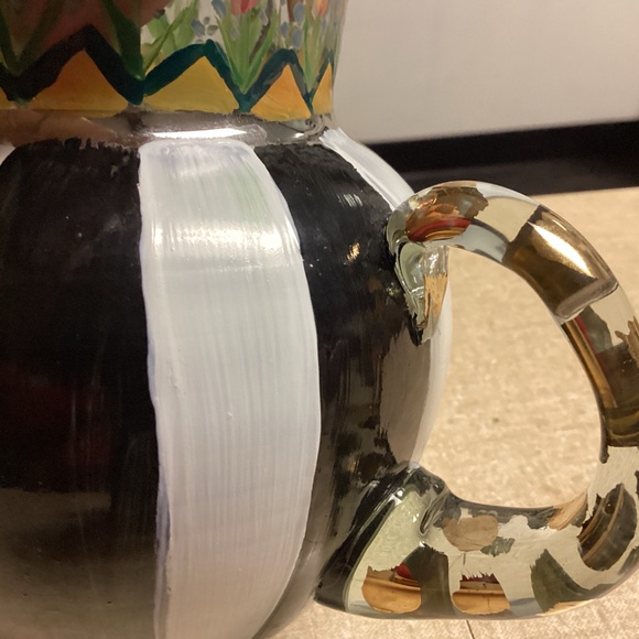 Mackenzie Childs pitcher. Besutiful never used. Signed too - Picture 10 of 14